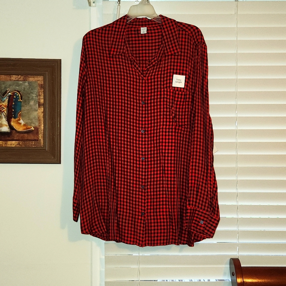 Nwt red plaid blouse